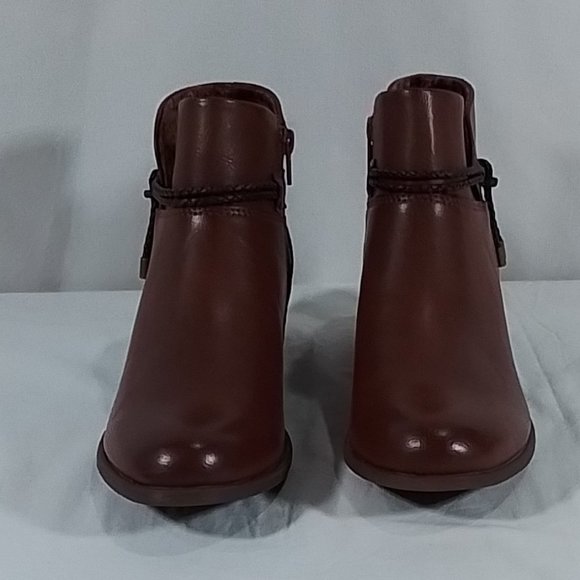 Women's BOC Lindsay Stacked Heel Bootie - Brown - 8 - NIB - Picture 2 of 7